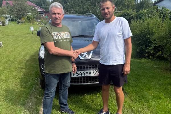 Клиент после сделки по выкупу автомобиля